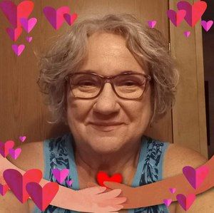 Meet your Posher, Leona